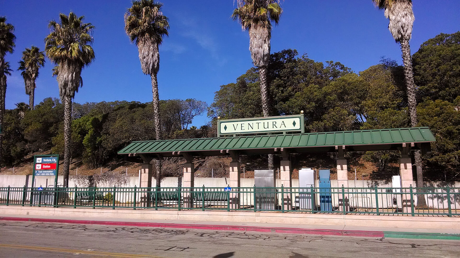 https://www.pacificsurfliner.com//globalassets/destinations-2025/ventura/ventura-train-station---amtrak-pacific-surfliner.jpg