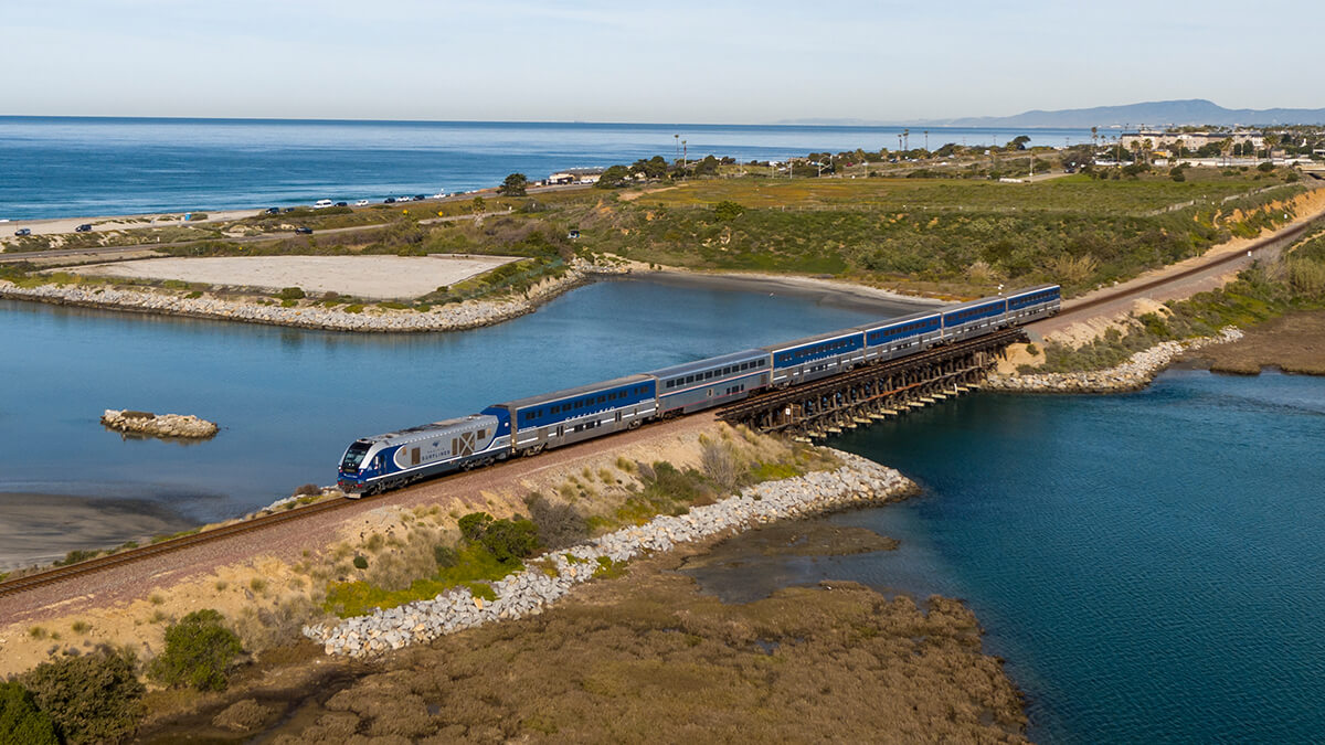 Rail 2 Rail Program | Pacific Surfliner